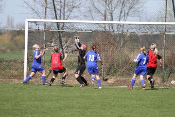 Bild 124 - Frauen am 10.4.11